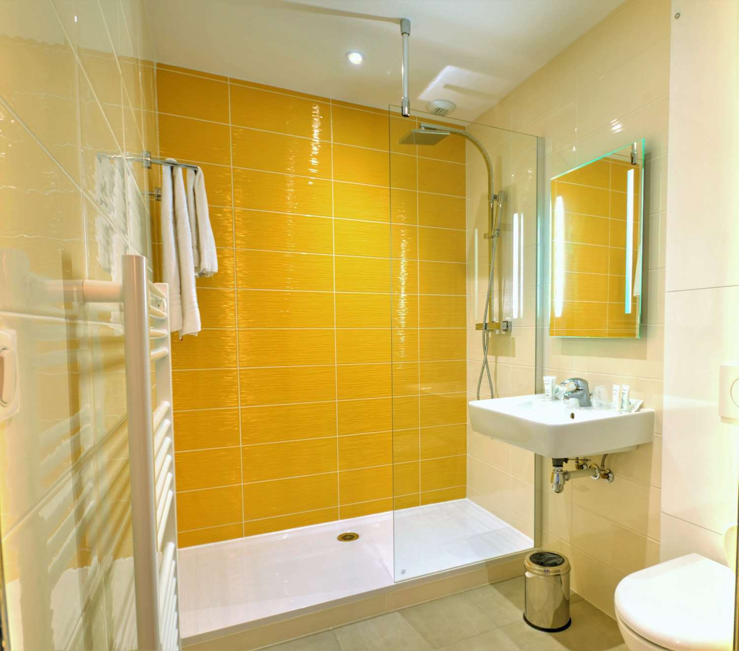 Best Western Domaine De Roquerousse サロン＝ド＝プロヴァンス エクステリア 写真